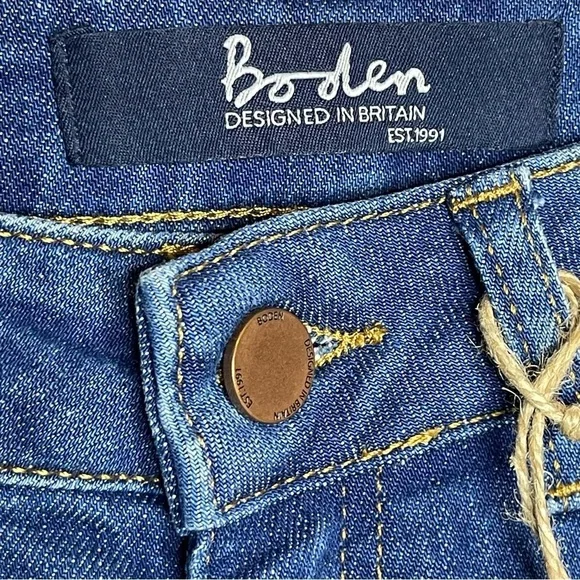 Boden the cavendish girlfriend jeans size 2 Petite embroidered New - Picture 6 of 9